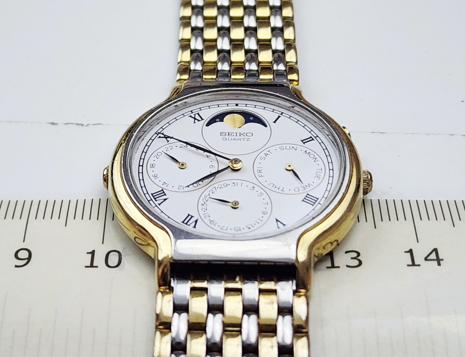 Men’s JAPAN Vintage 1988 MULTIFUNCTION MOONPHASE Watch SEIKO 7F38-7020. Midsize