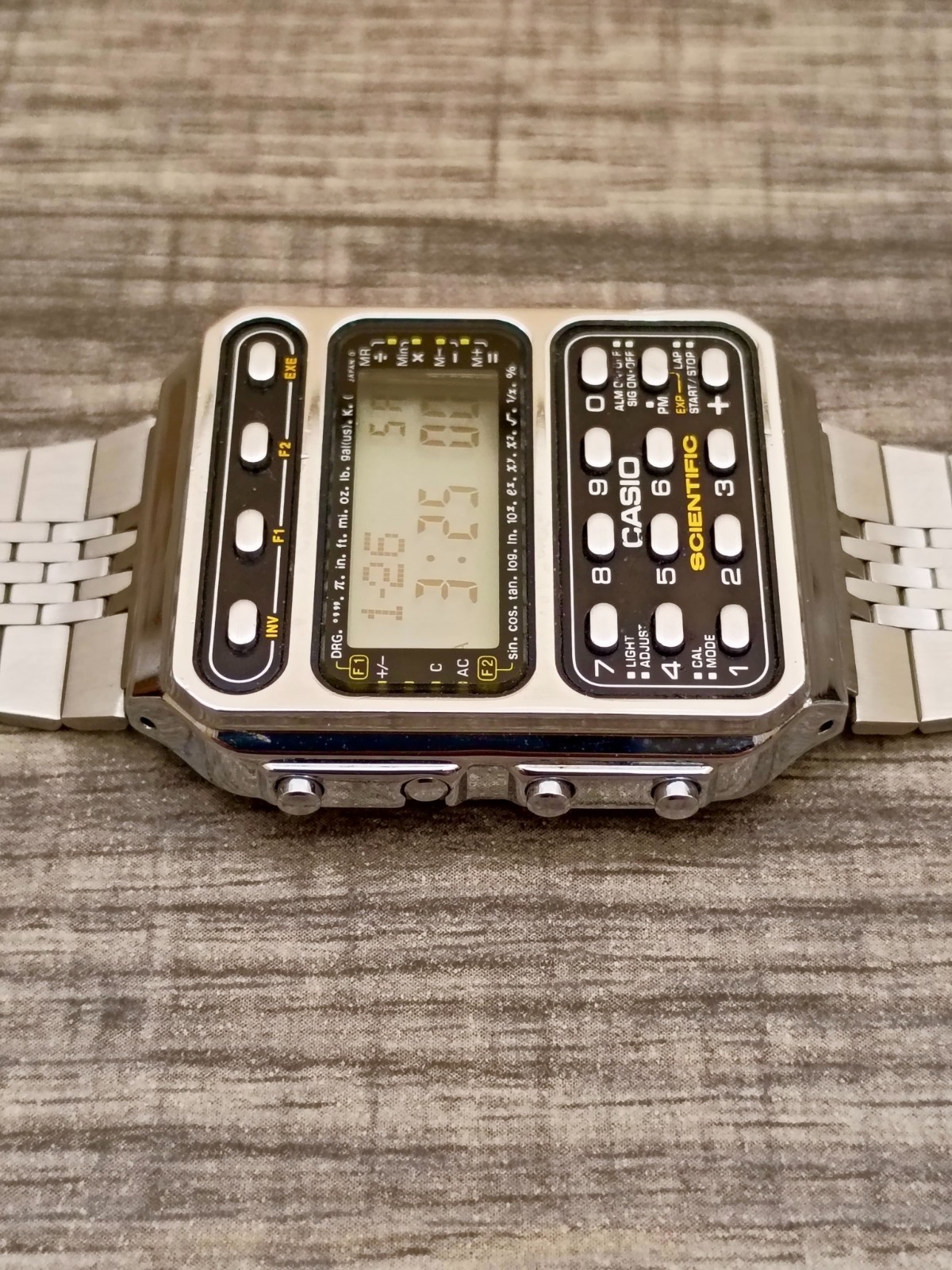 CASIO -Vintage- SCIENTIFIC Calculator Watch CFX-200 -Module 197- GREAT & Working