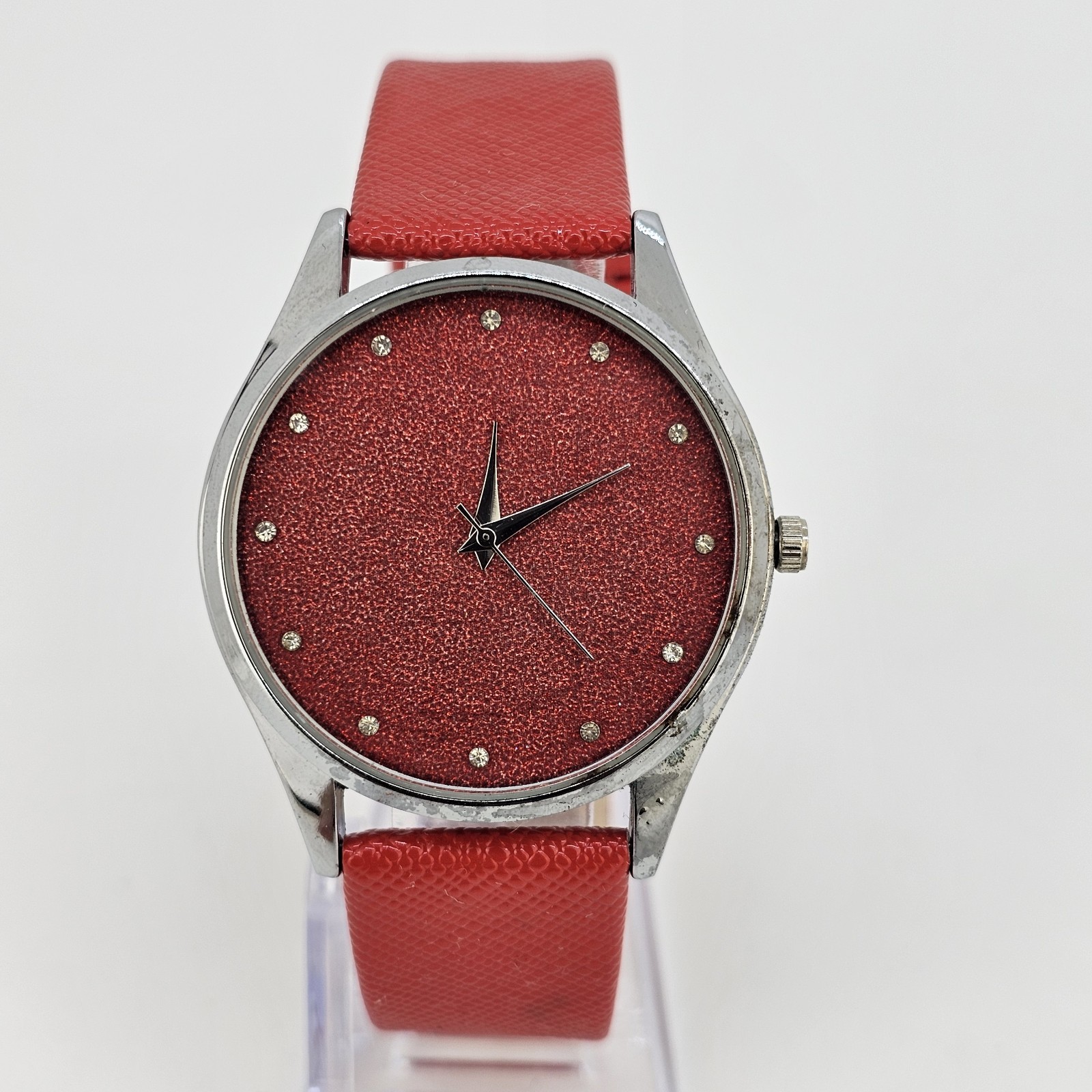 40MM Women’s Watch Red Dial Red Faux Leather Bands New Battery