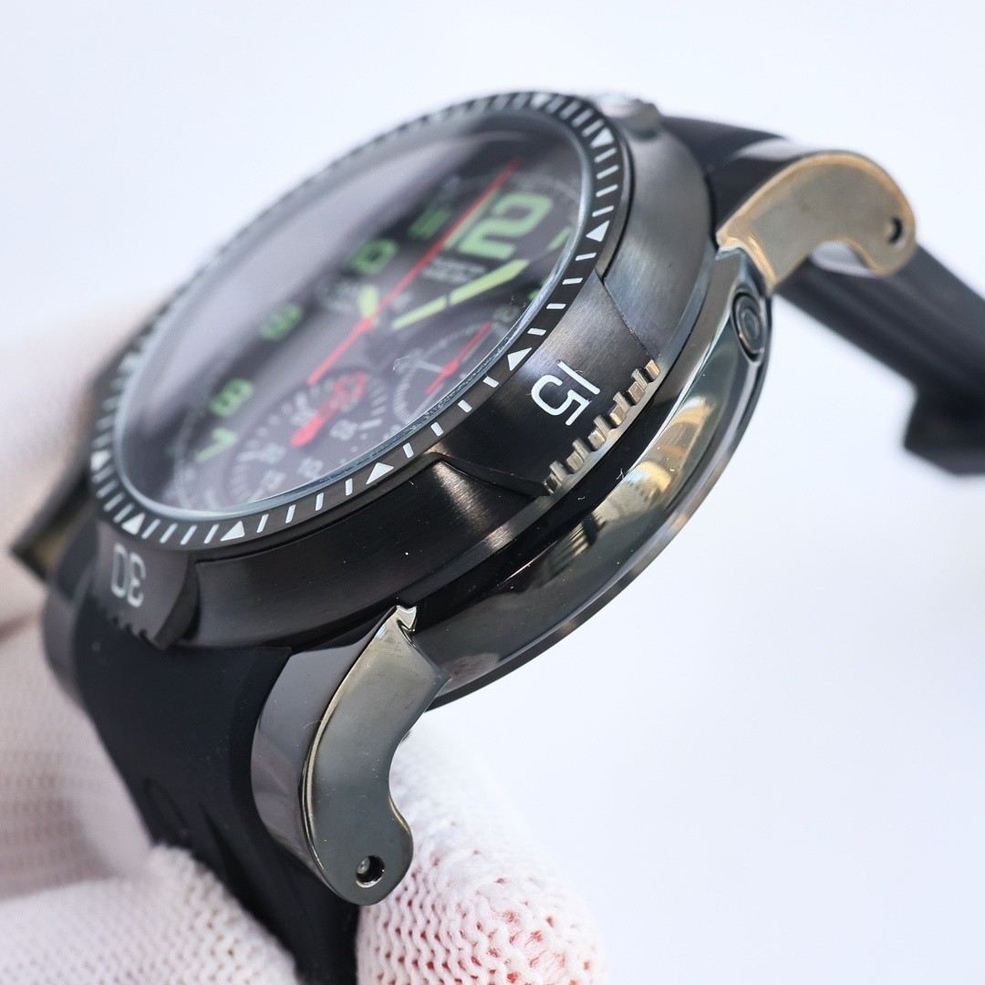 Graham men’s multifunctional quartz watch size: 44mm thick 8mm