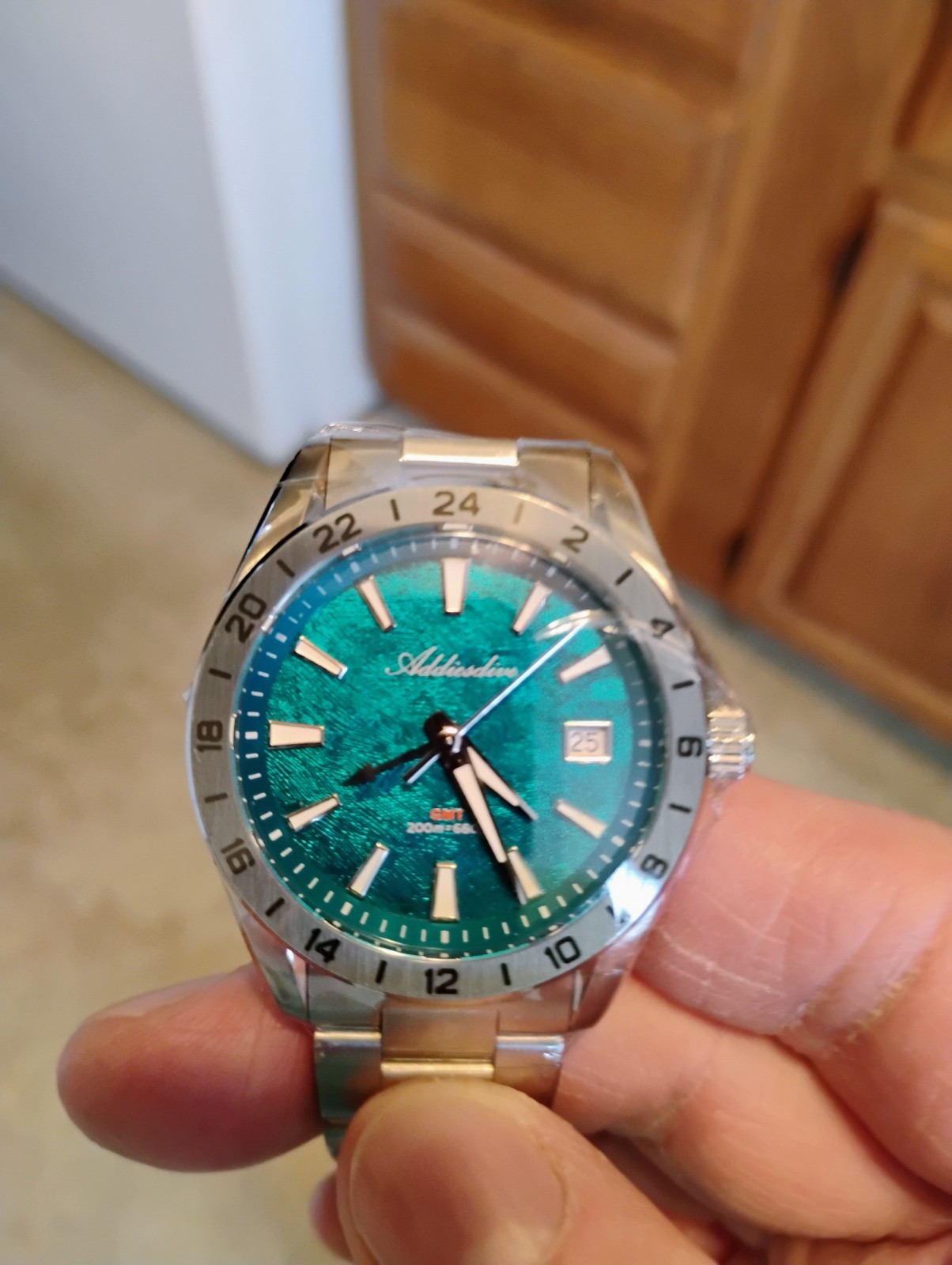 Addiesdive (AD2548) GMT Swiss Quartz Men’s Watch, Blue-Teal Dial, Sapphire, 200m