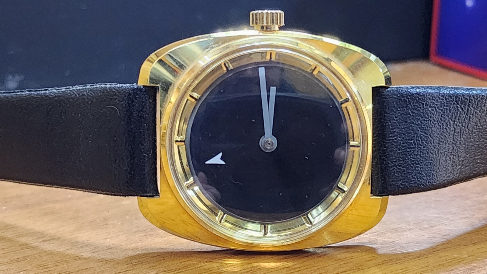 Rare Swiss Mystery Saddam Iraq Logo 35mm Manual Watch