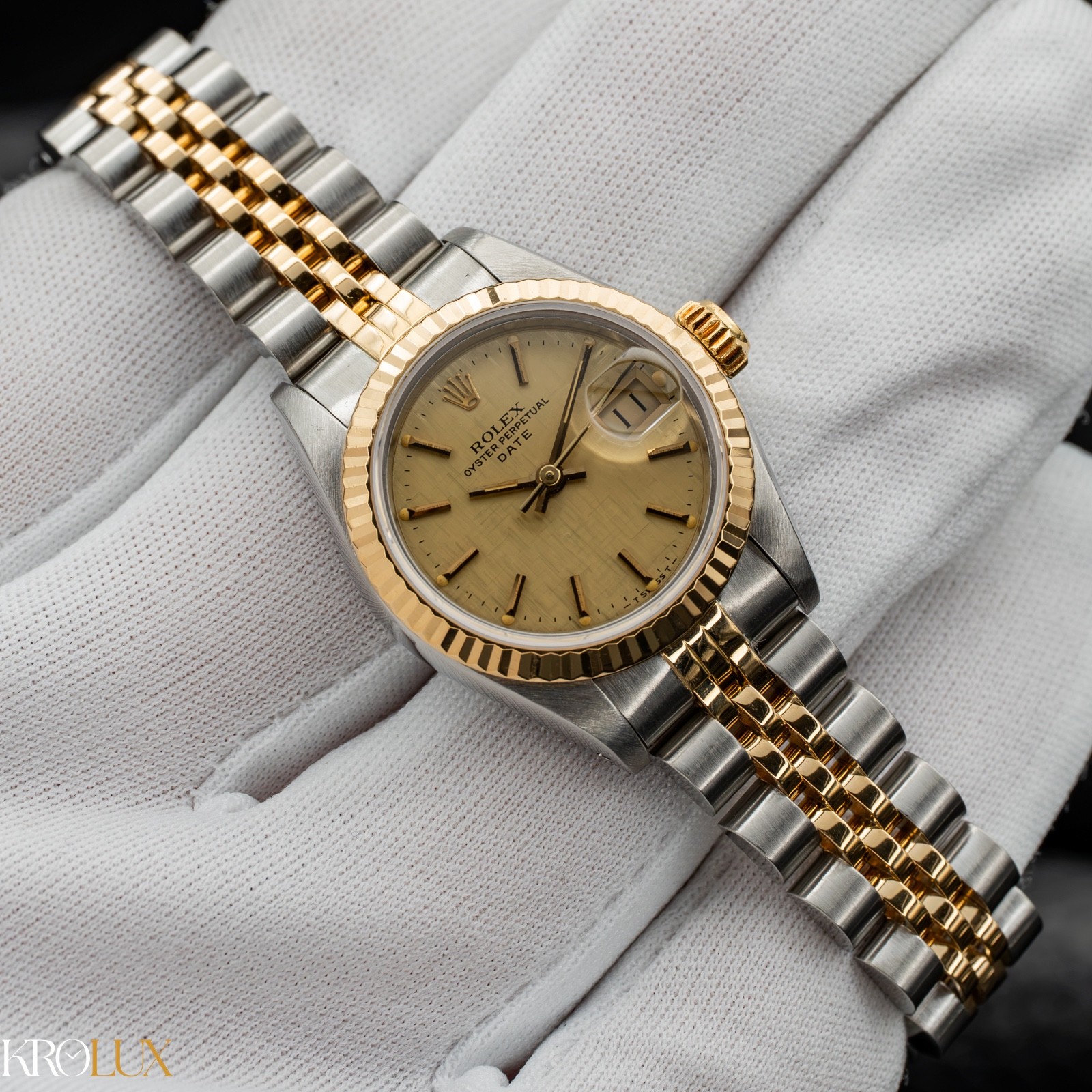 1982 Rolex Lady-Datejust 26mm Two-Tone Linen Dial 69173