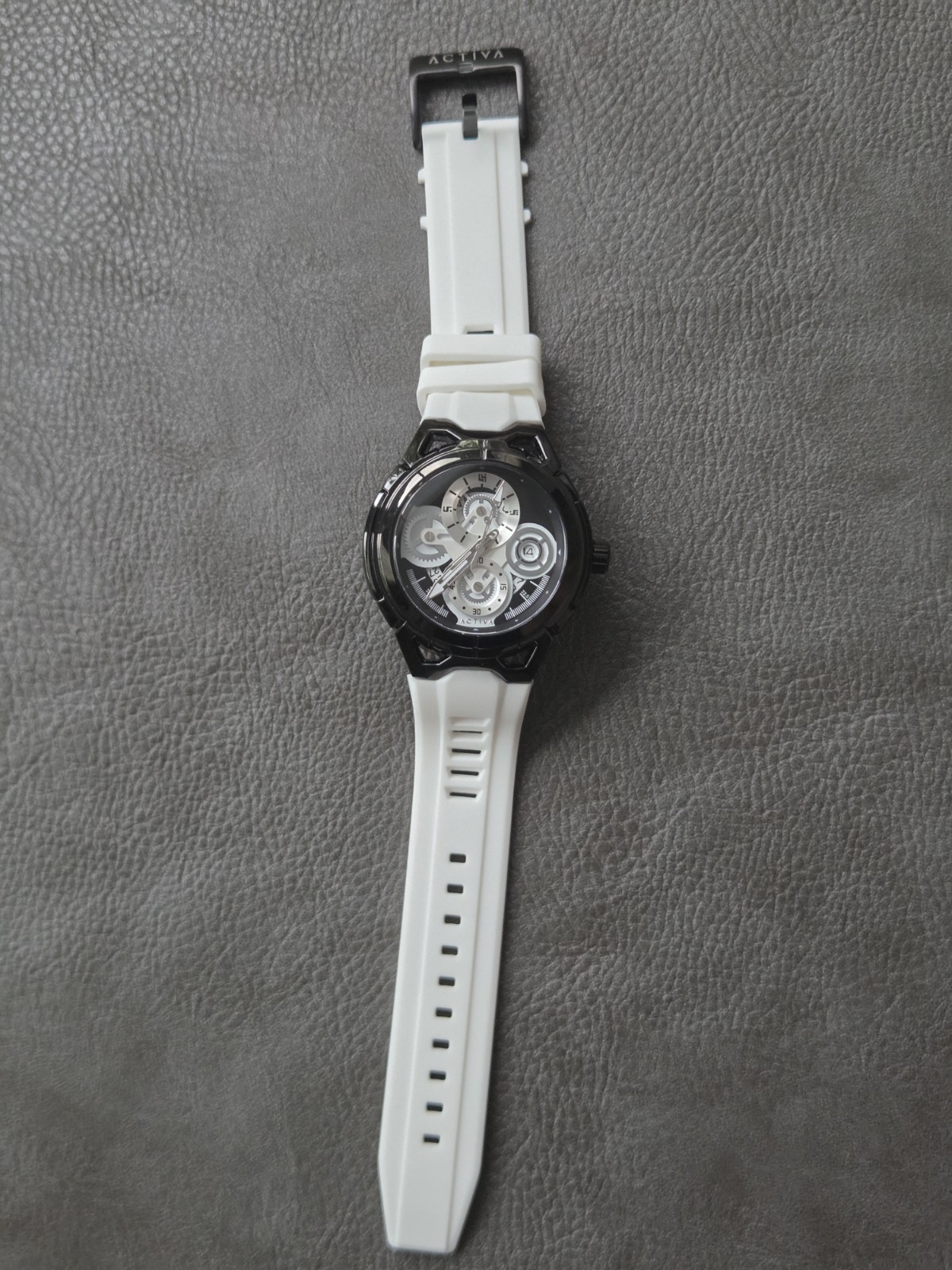 Activa Quartz Analog Sport Watch Black Dial Plastic Case White Silicone Strap