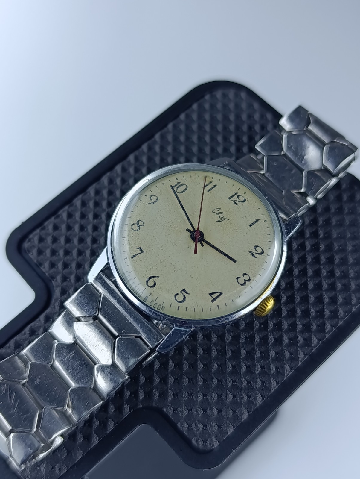 SVET / RAKETA 17 jewels Cal. 2609.1 Vintage USSR Soviet Mechanical men’s Watch