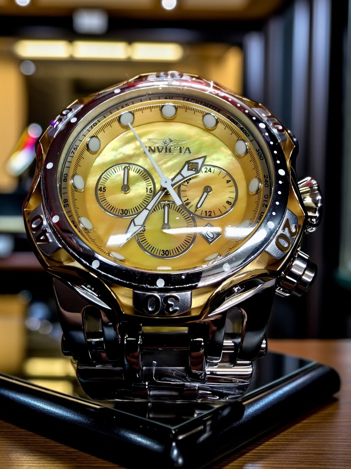 🔥🔥🔥INVICTA FUSION NACREVAU WATCH MOTHER OF PEARL DIAL 54MM STEEL, GOLD🔥🔥🔥