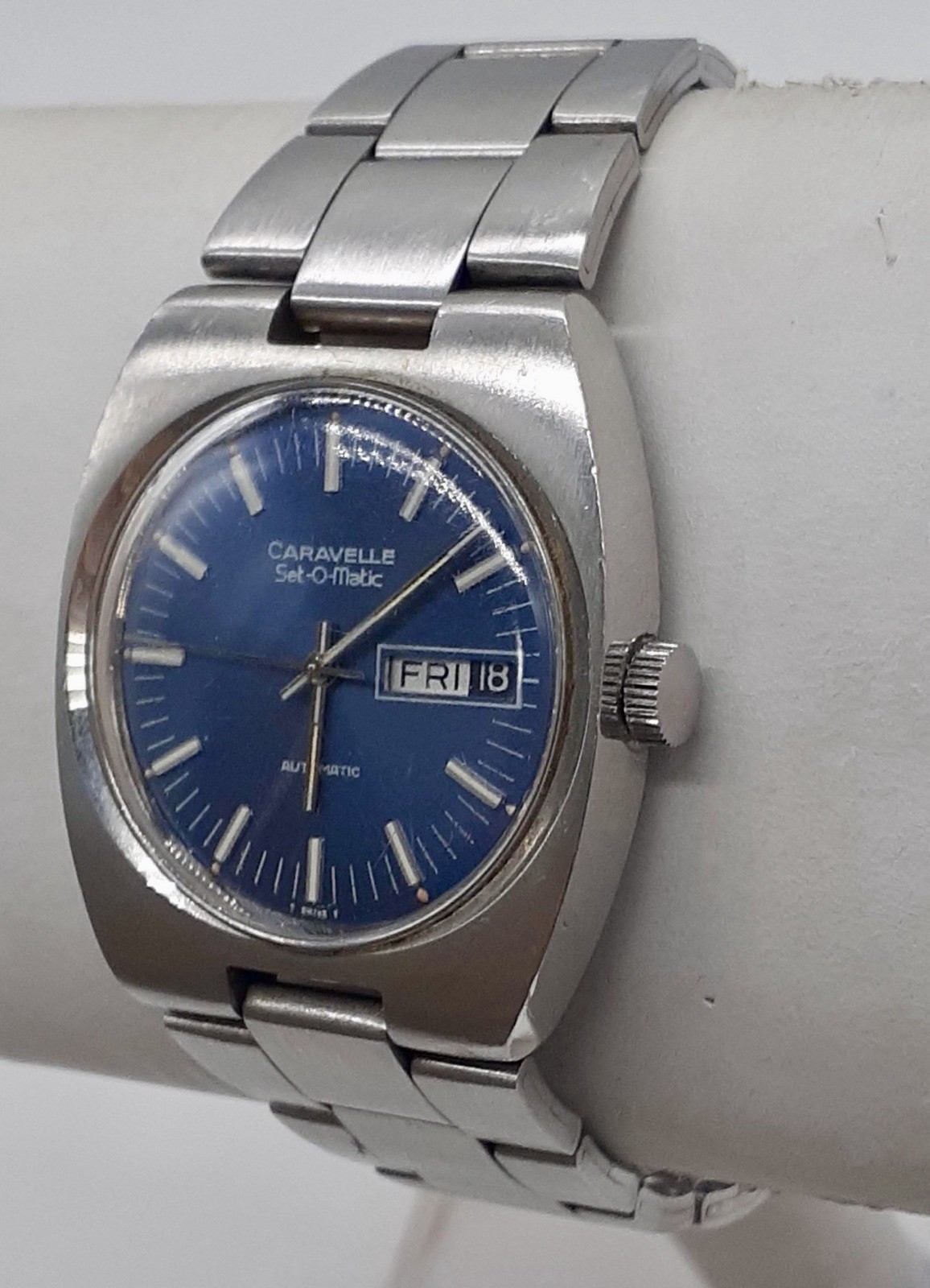 Vintage Caravelle Set-O-Matic Automatic 17J Day Date Blue Dial Men’s Watch Runs