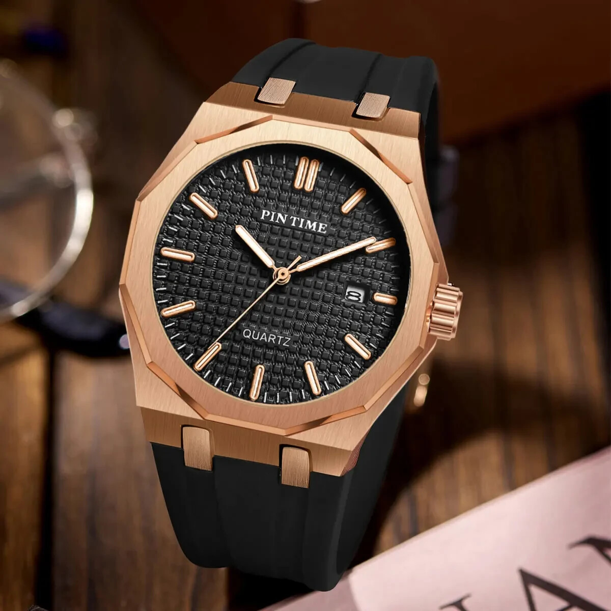 Mens Watch Elegance and Functionality Luxury Watch