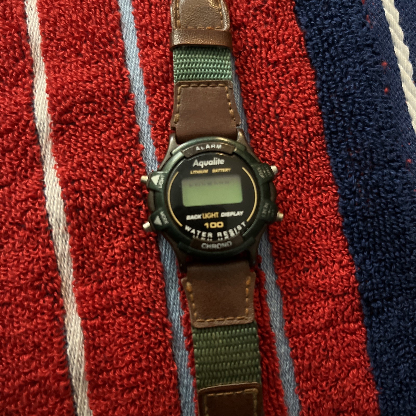 Vintage Mens Aqualite Chrono WR 100 ft Back Light Brown