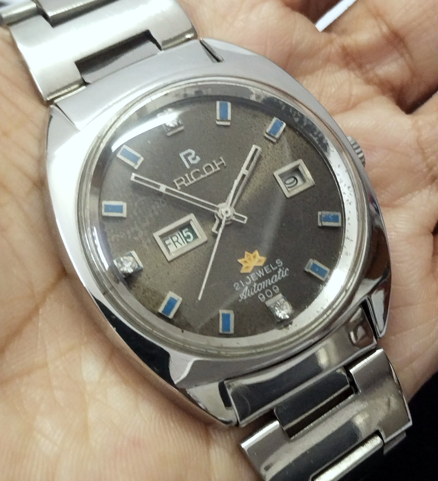 Vintage RICOH Automatic 909 Men’s Watch Black Dial Free Shipping