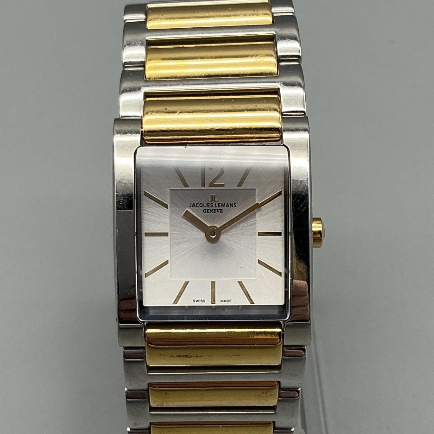 Jacques Lemans Geneve Mens Watch 26mm Silver Two Tone Swiss New Battery 7.75″
