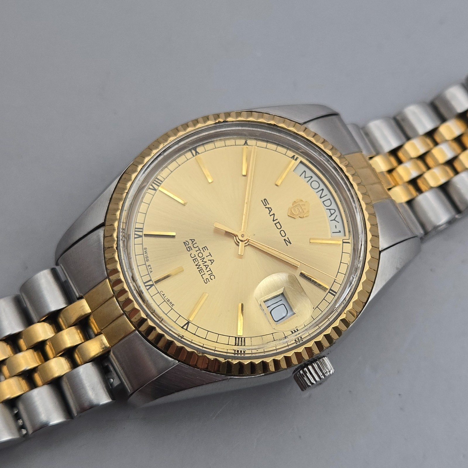 Vintage SANDOZ men’s automatic watch day/date swiss made 1980s