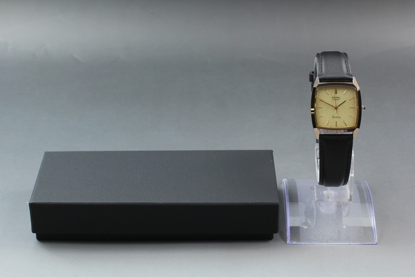 Serviced Vintage 1987 Seiko Dolce 7731-5160 Tungsten Tank Mens Watch From JAPAN