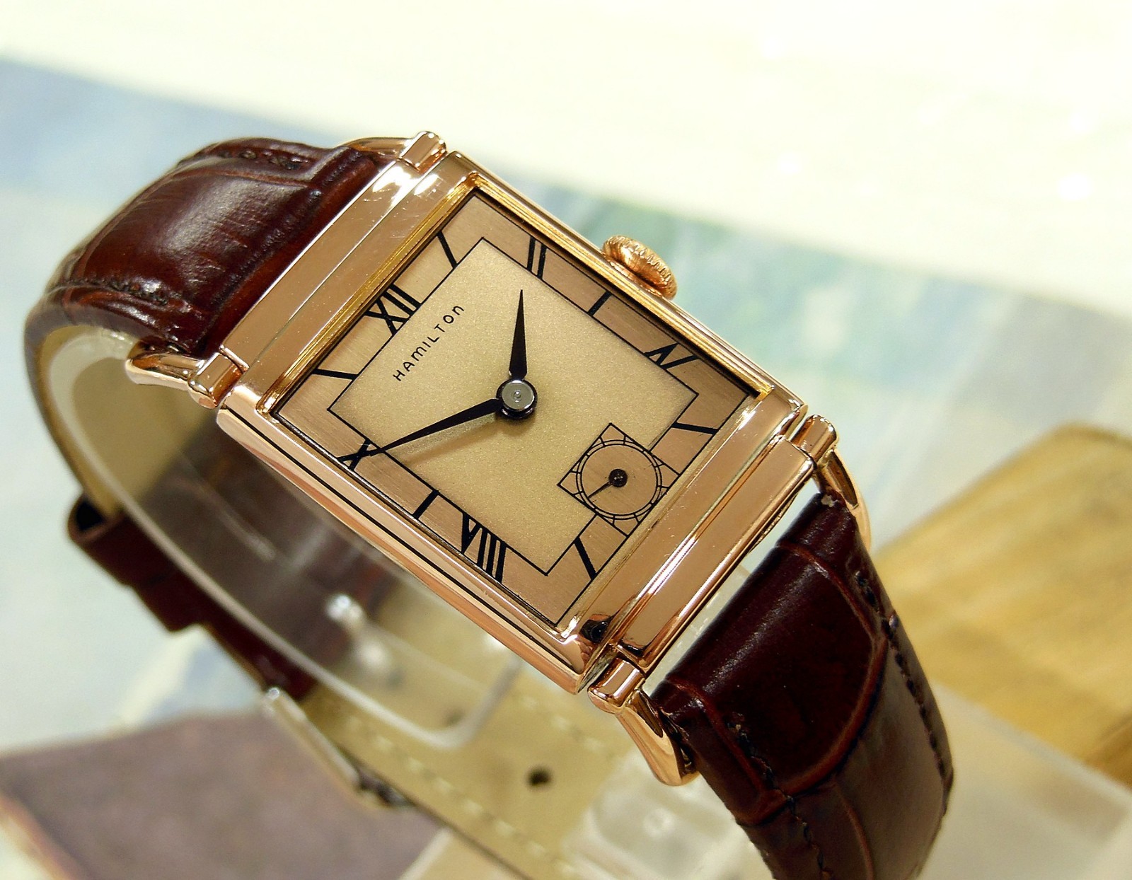 1941 Vintage HAMILTON WILSHIRE, Stunning SALMON Dial, Serviced & Warranty