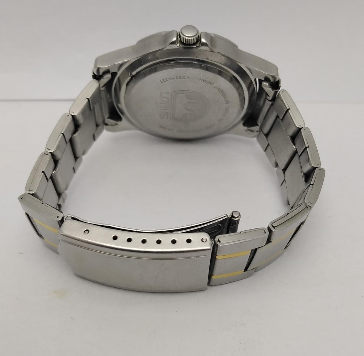 Seiko Lorus Sports Quartz VX32-X227 Blue Sunburst Dial Vintage Diver Watch