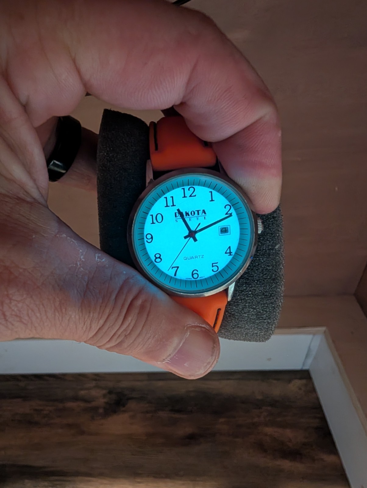 Dakota Moon-Glow Quartz Analog Watch Date Luminous White Dial Orange Strap