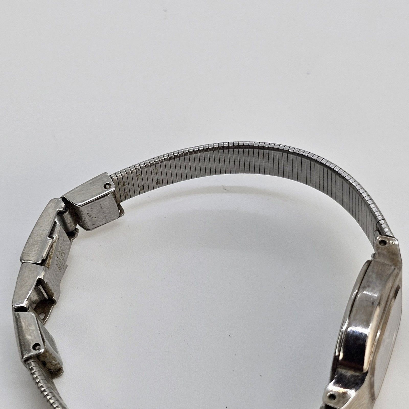 VTG 16MM SEIKO Women’s Watch Gray Dial Two Tone Bracelet 5″ Wrist New Battery