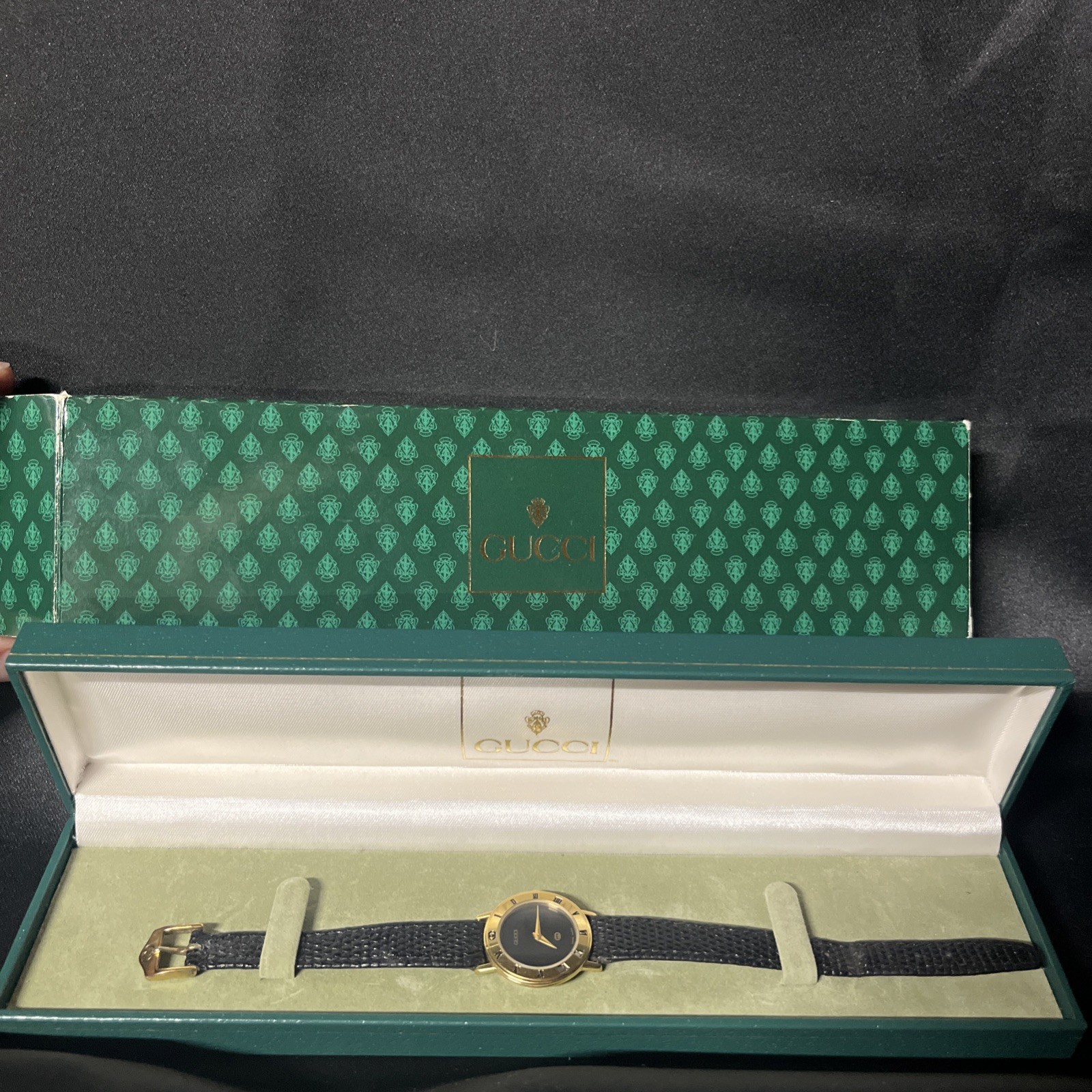 Vintage Gucci 3000 L Women’s Wristwatch with A Gold-plated Case Swiss Made W/Box