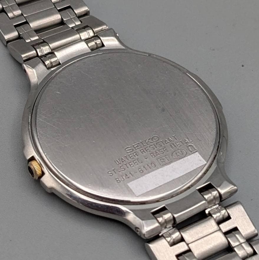 Excellent condition New battery 1988 SEIKO Dolce men’s wristwatch with 8J41 move