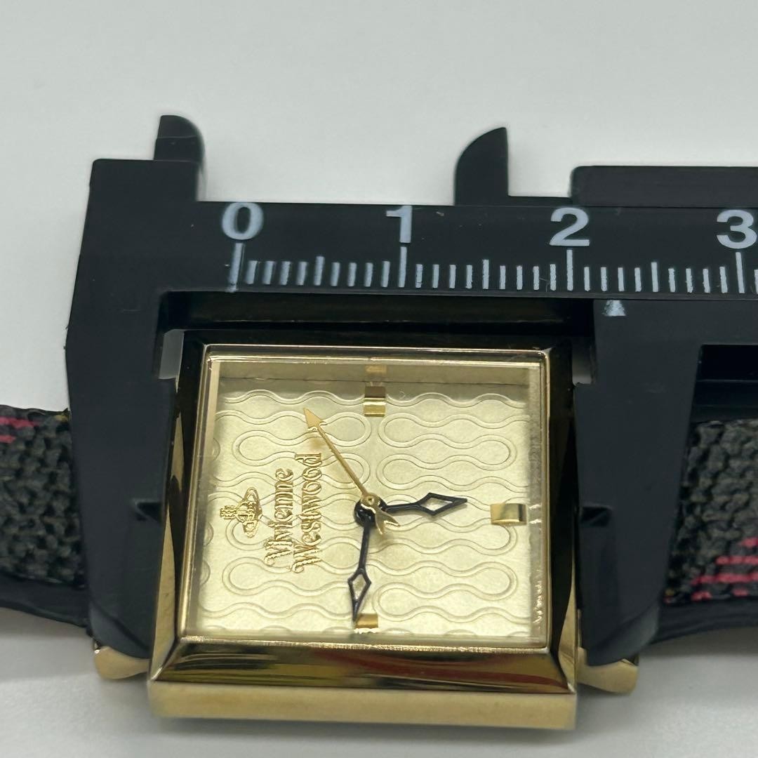 Vivienne Westwood VV057DBROI Square Orb Watch Gold Swiss Quartz Women’s Japan