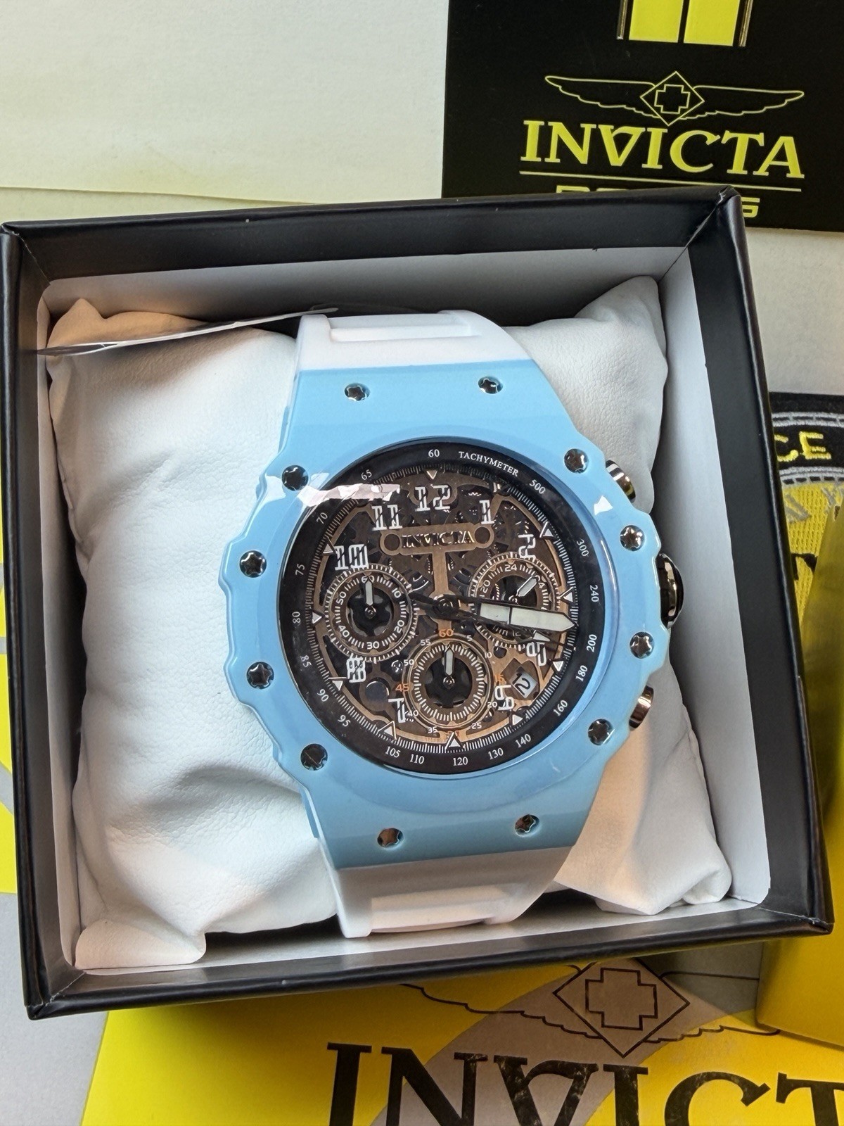 Invicta Racing Vaulthan Men’s 44mm Chronograph , White Blue Watch! NEW & SHARP!!