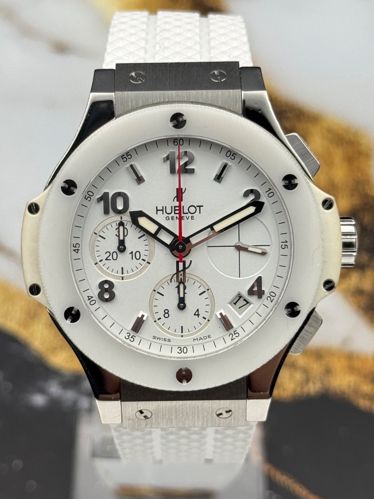 Hublot Big Bang White Ceramic 41mm 342.SE.230.RW Full Set Box Papers