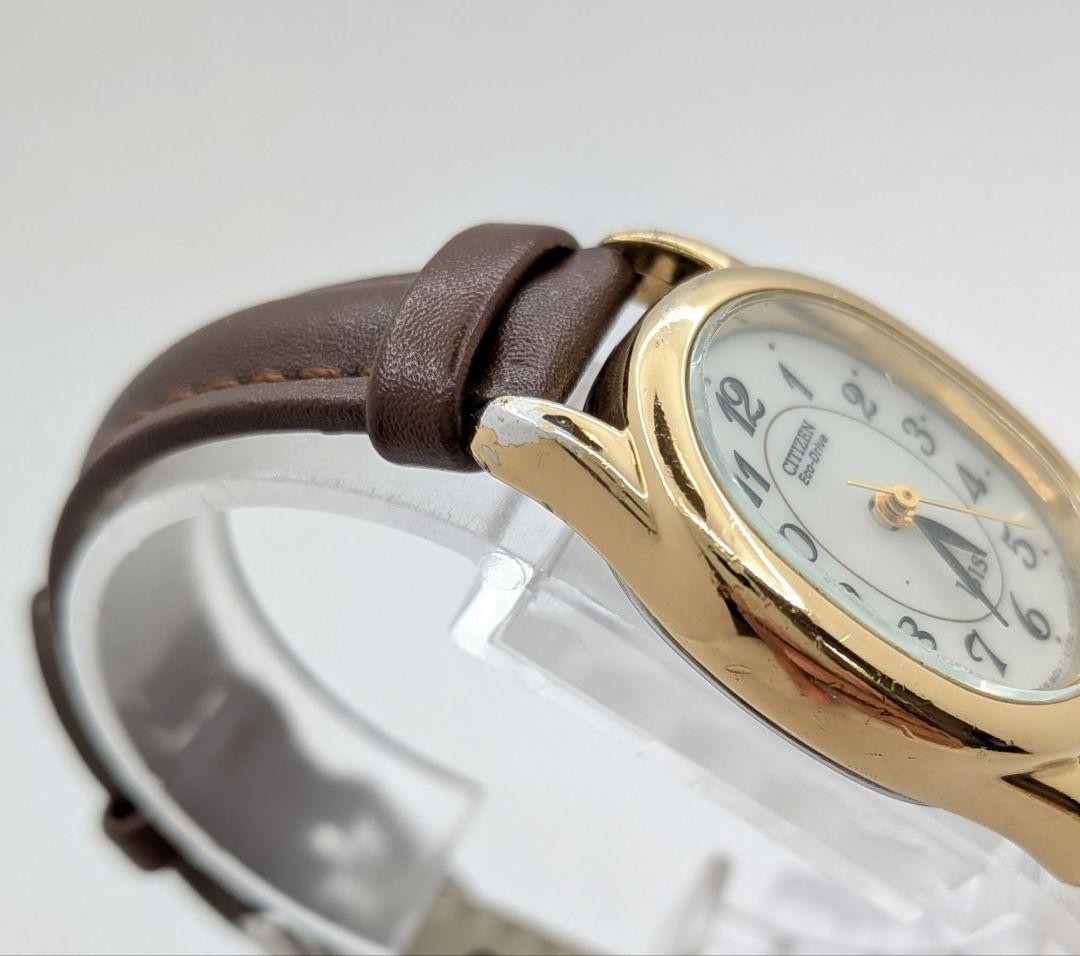 Citizen Eco-Drive ISIS E030-K16539 Solar Watch