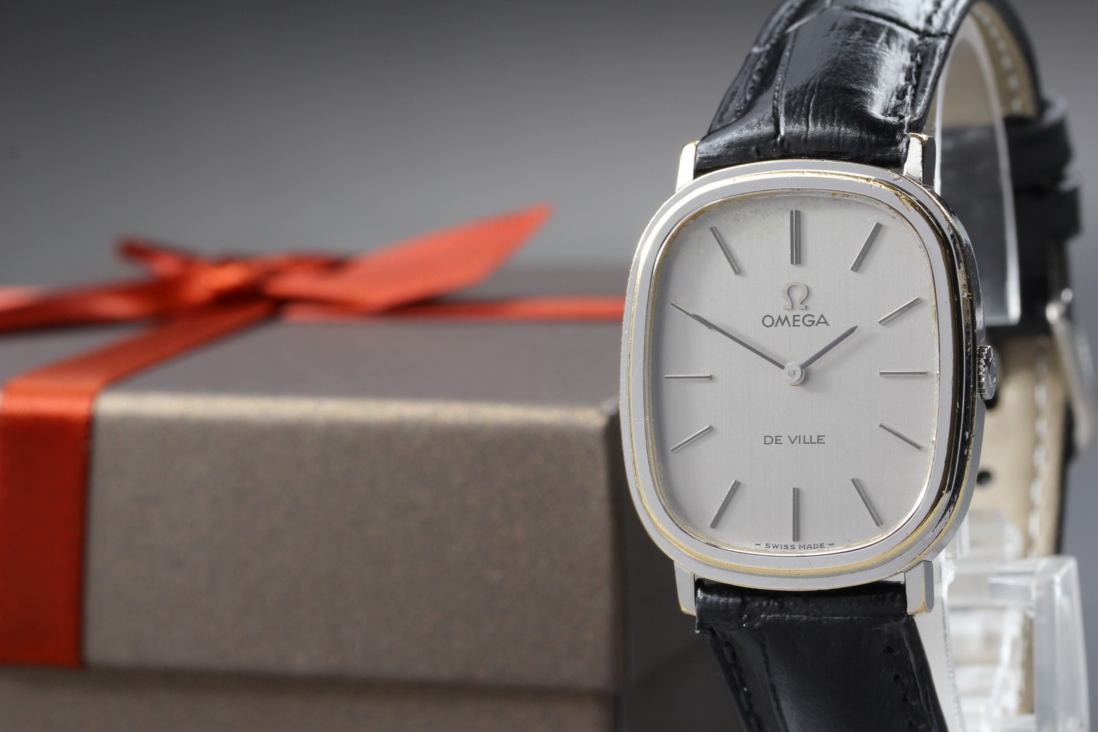 1975 OMEGA De Ville 27mm Cal.625 Manual Winding Silver Dial 511.0472 Men’s Watch