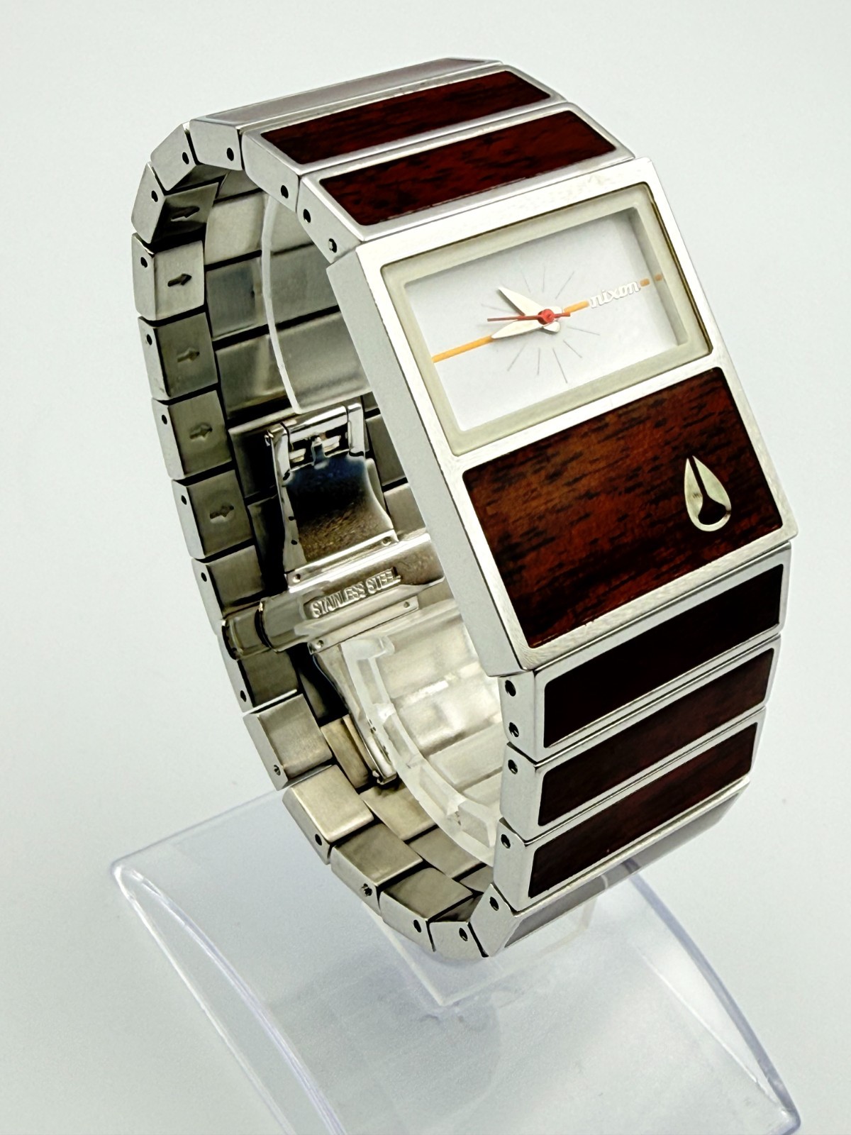 Nixon The Chalet Wood Panel Quartz Watch Wrist 18cm (7.1in) – Rank B