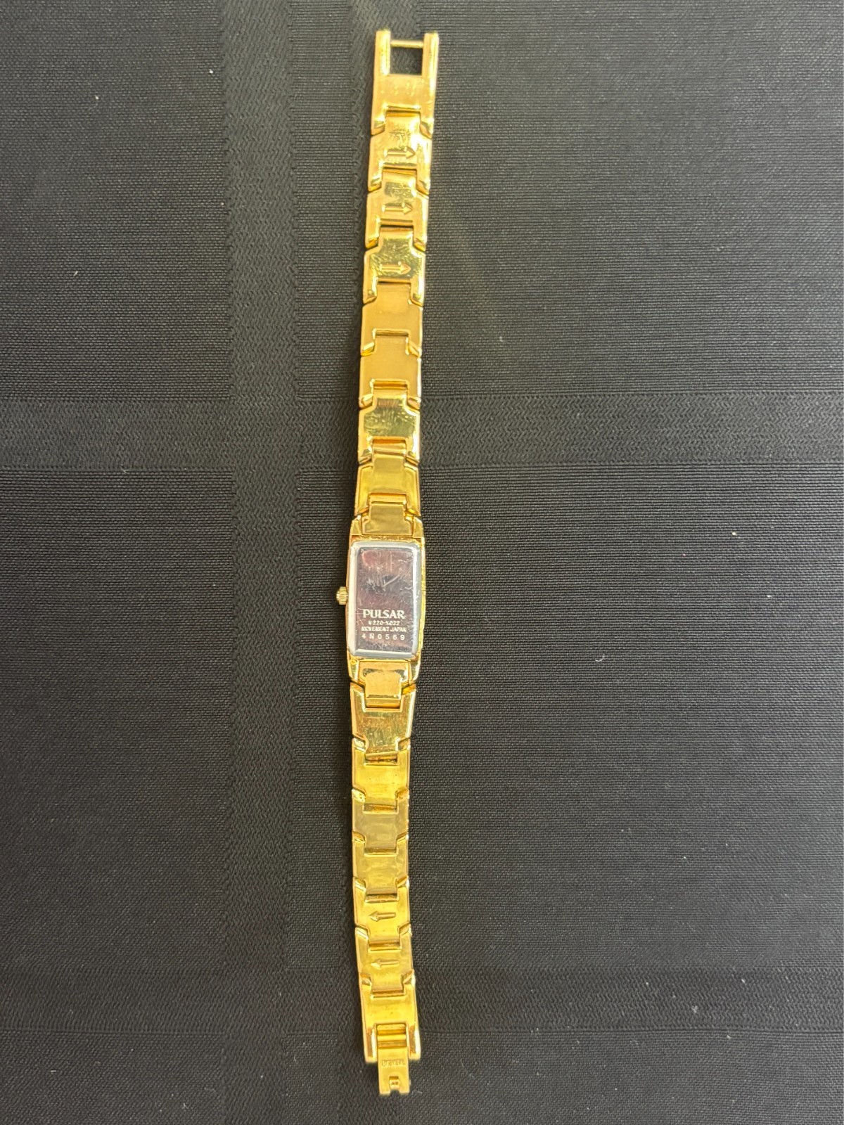 Pulsar Women’s Gold‑Tone Bracelet Watch Rectangular Face Quartz Elegant Design