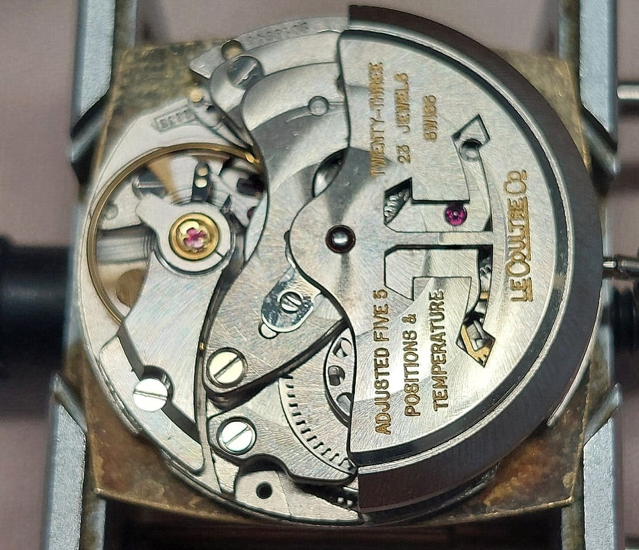 VINTAGE JAEGER-LECOULTRE GEOMATIC TONNEAU E560 18K GOLD ORIGINAL FULL SET 1970’S
