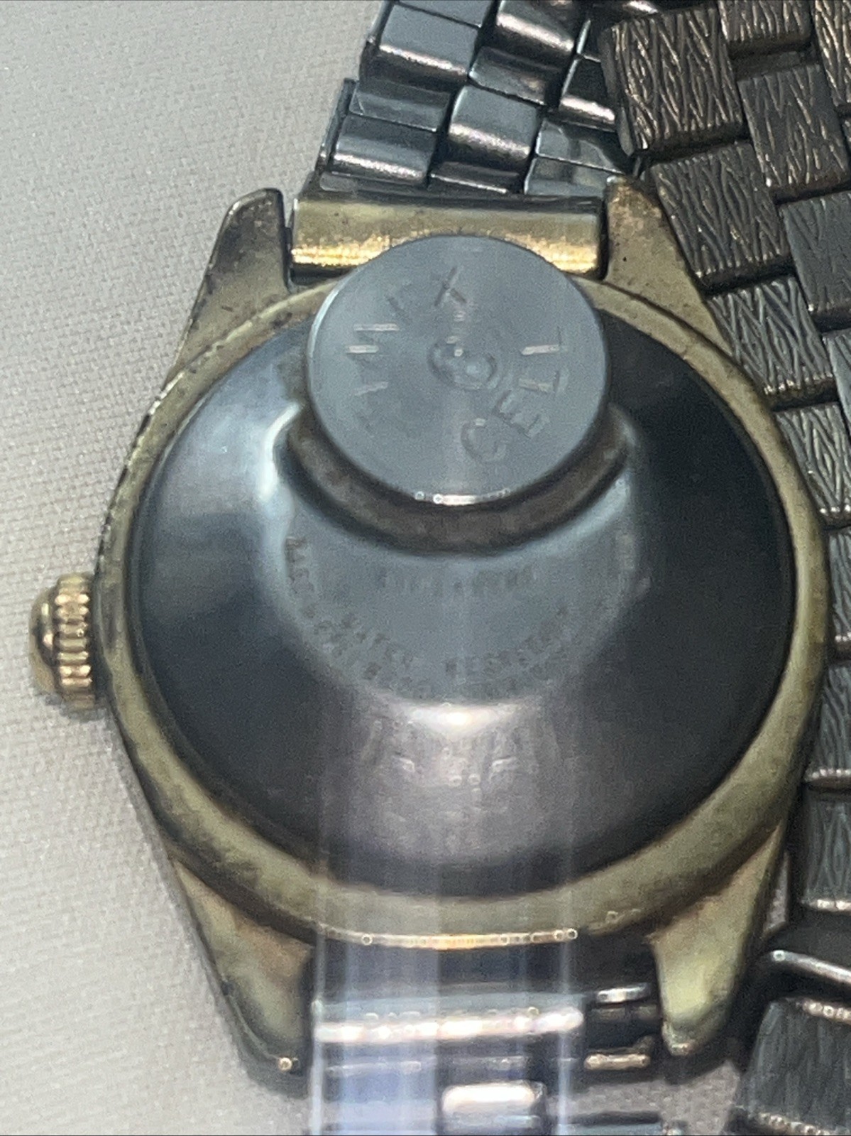 Vintage Timex Electric Ladies Watch Analog Gold Tone Wrist Tested Needs Battery