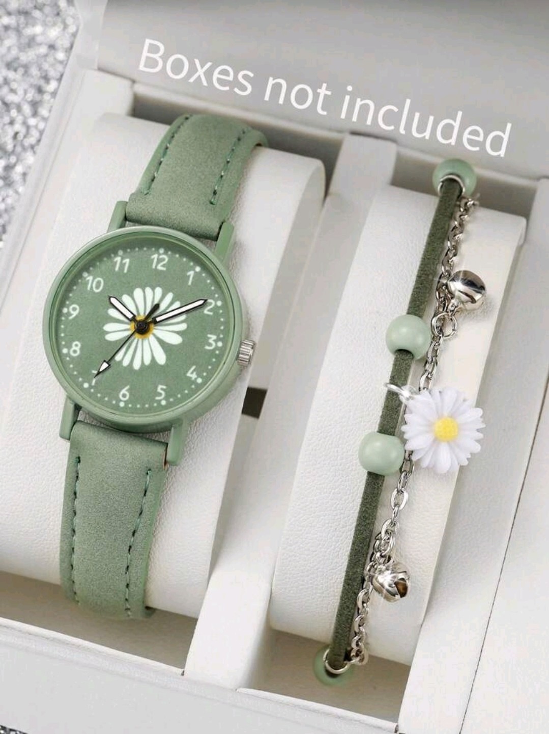 2pcs Women’s Green Daisy Numeric Dial Quartz Watch & Floral Charm Bracelet Set