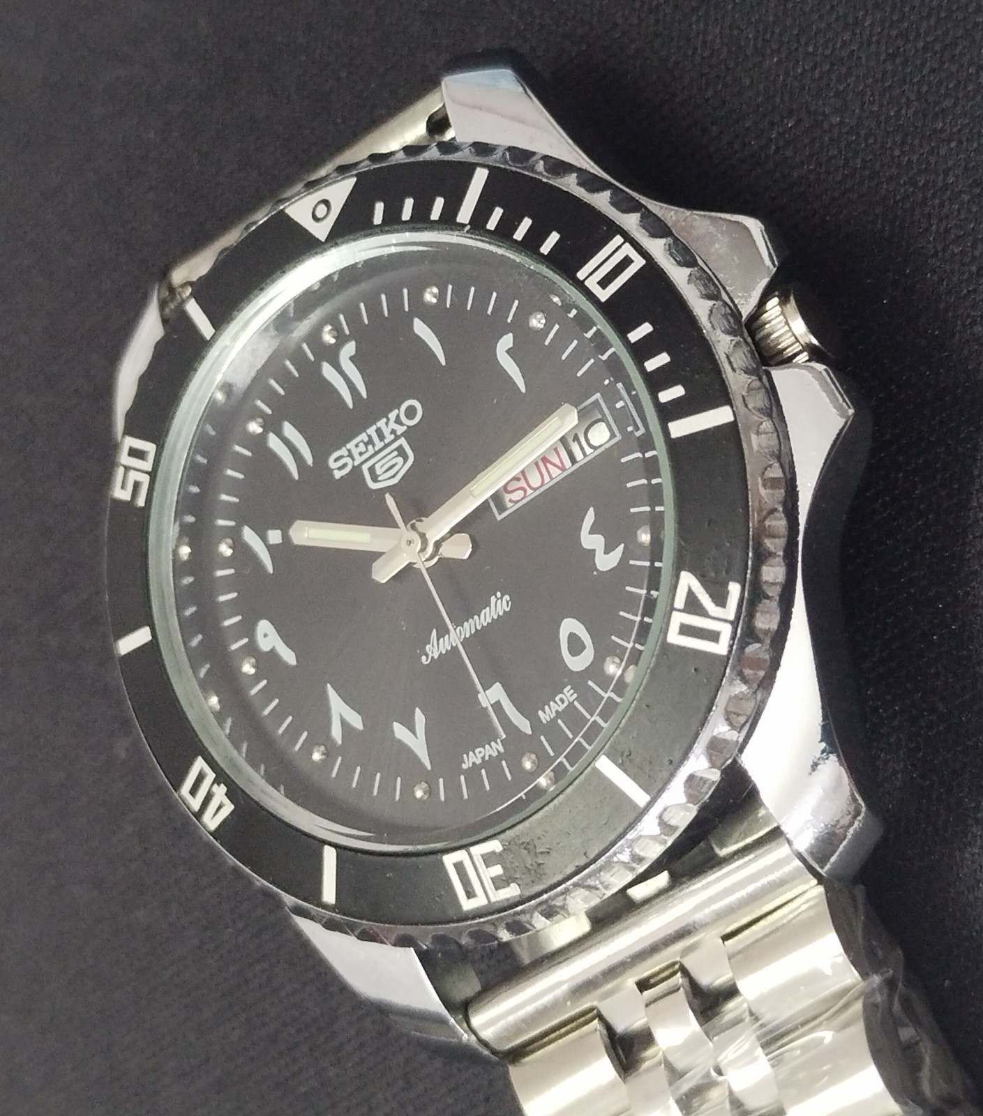 Vintage Seiko 5 Automatic Watch for Men Black Arabic Dial Working Perfectly
