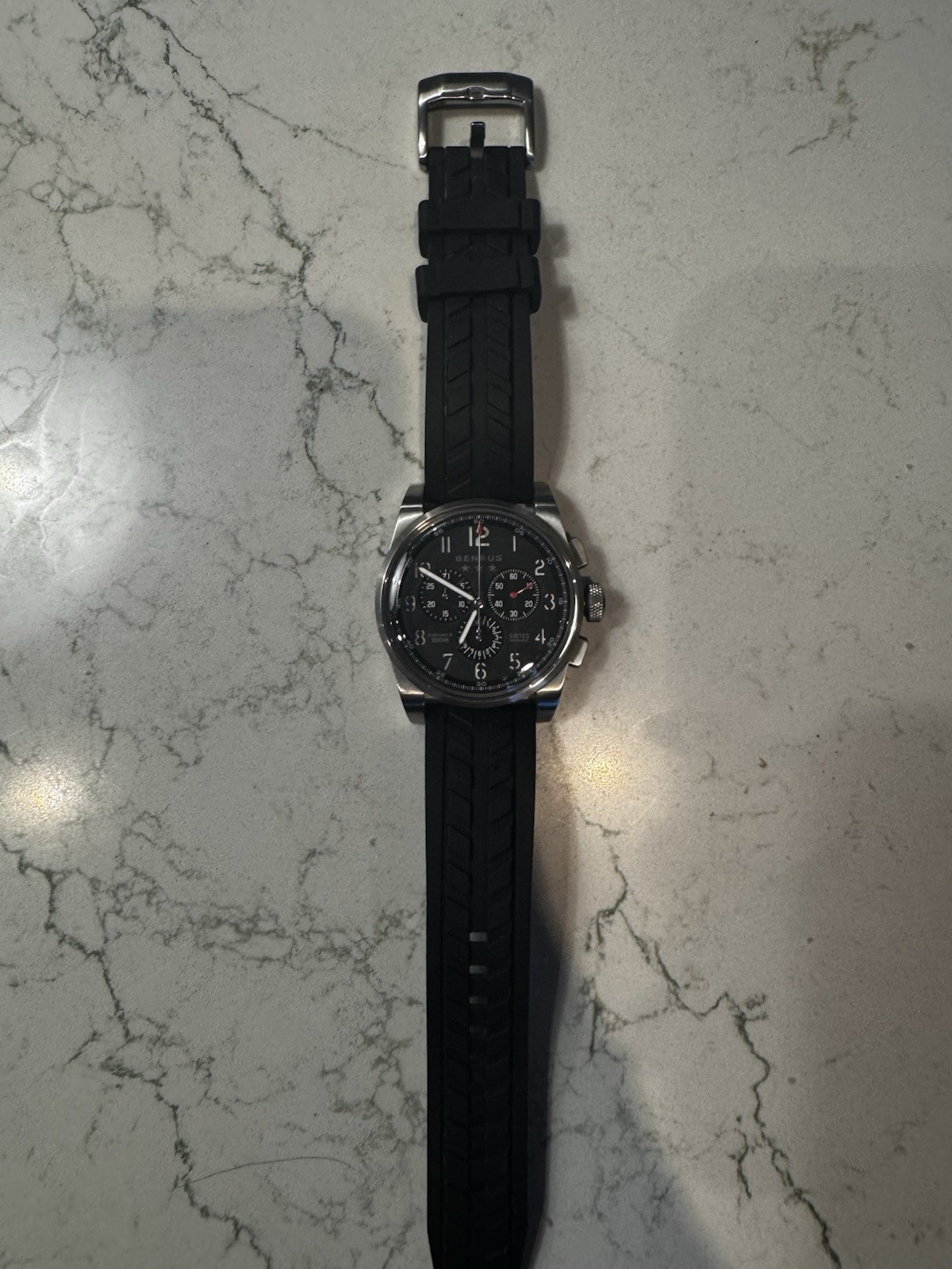 Benrus Air Chief chronograph. Mesh bracelet. Quartz. New in case, w/ blemishes