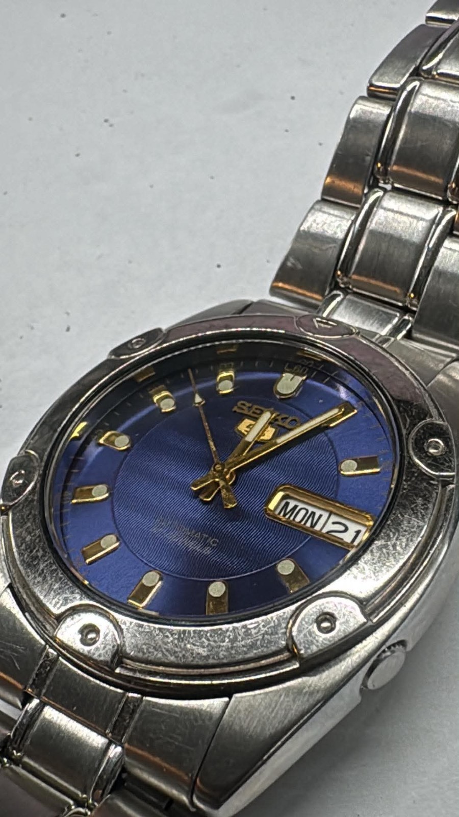 MENS SS 39mm Seiko 5 Automatic Day Date Watch 7S26 6030 GOOD Cond RUNS A50