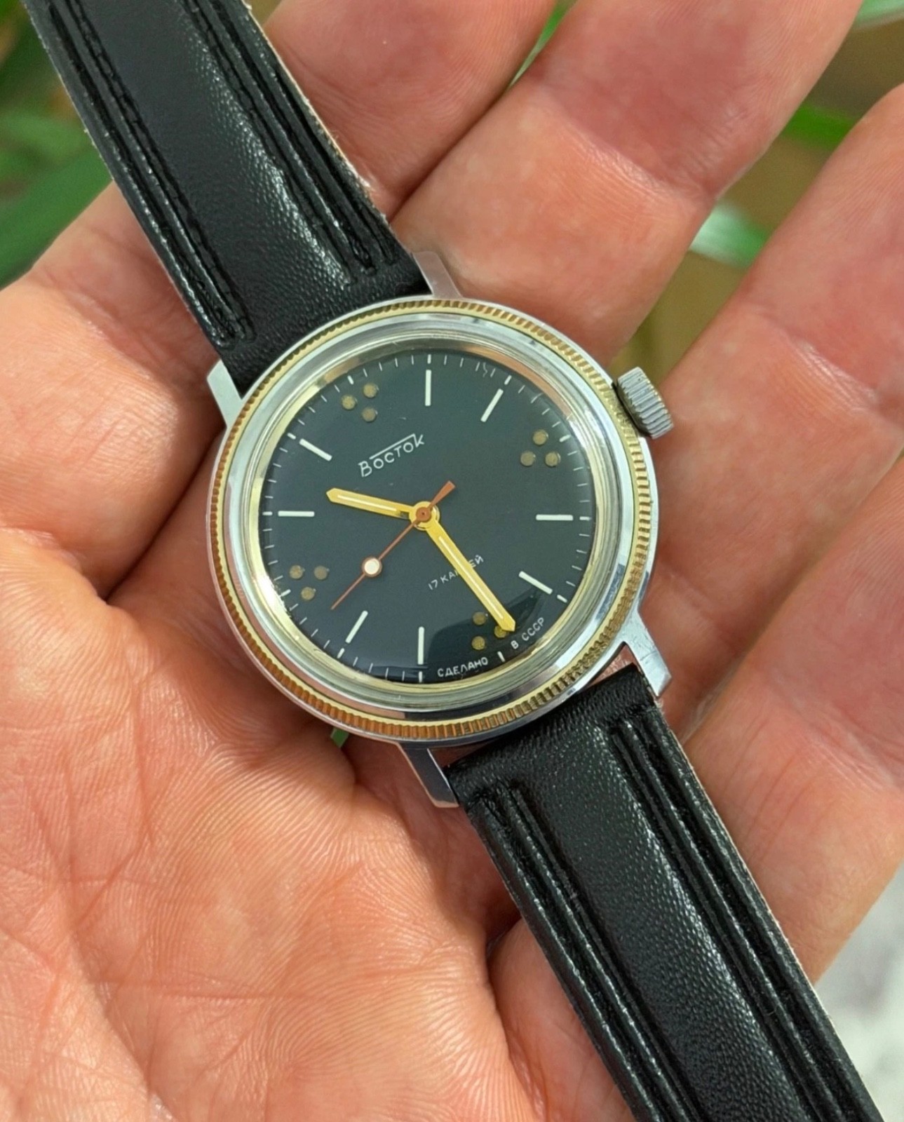 Vintage Vostok Komandirskie Soviet Men’s Watch Manual Winding 17 Jewels Rare