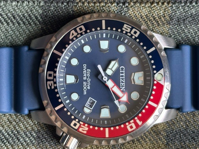 Citizen Promaster pepsi dive watch 43mm Eco Drive BNO168-06L excellent condition