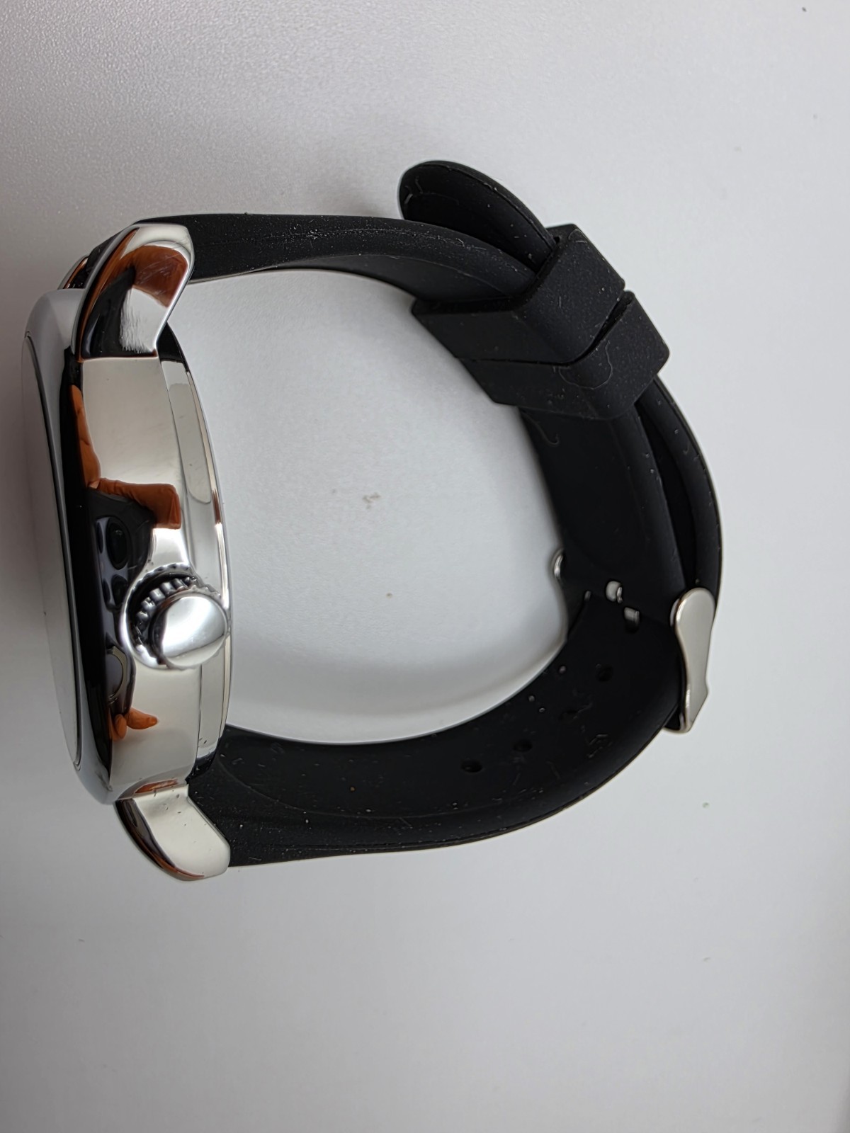 CIVO 8356 Quartz Analog Watch White Dial Black Silicone Strap 40mm 30m Box
