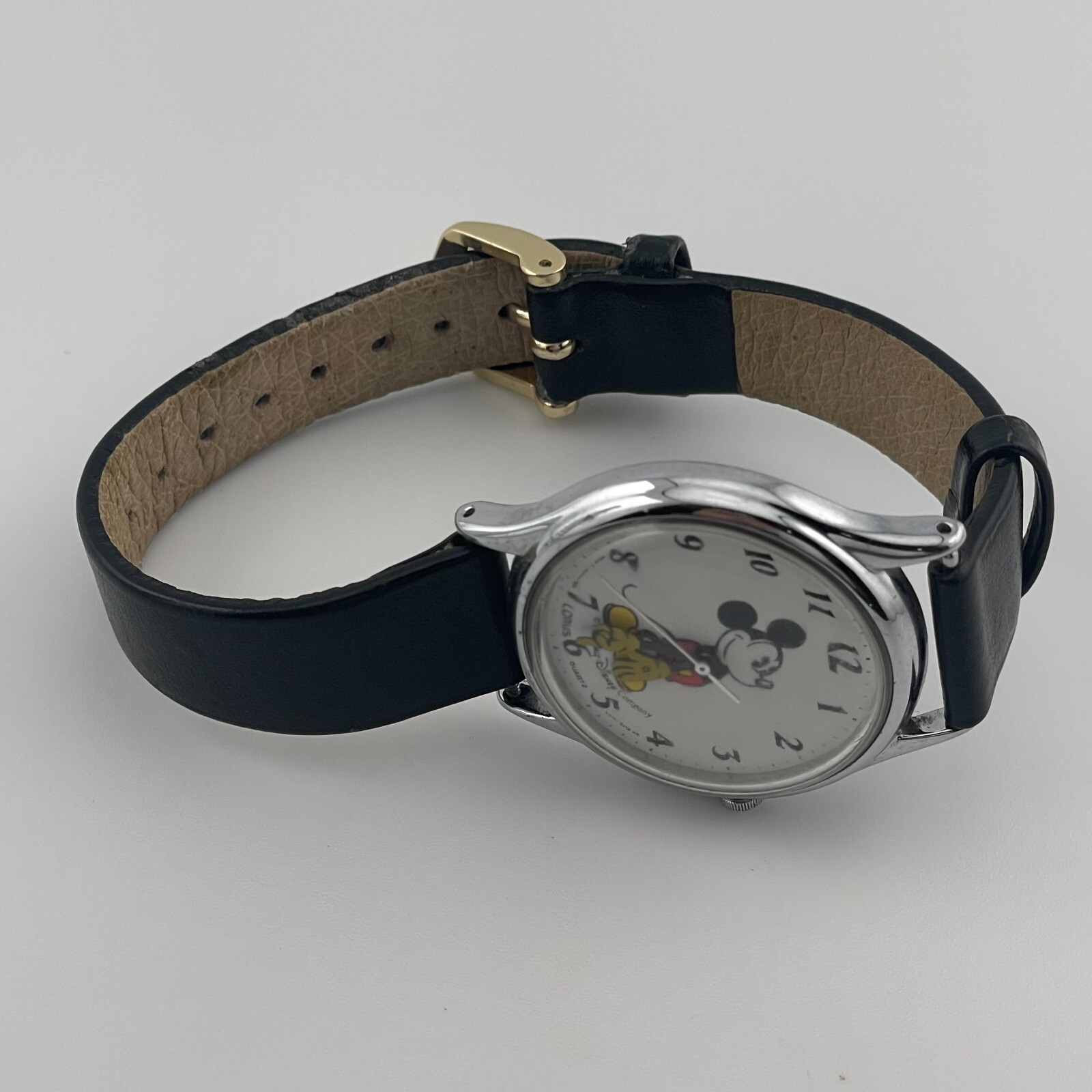 Lorus Mickey Mouse Watch Womens 30mm Case V515-6000 Quartz Analog Three Hands