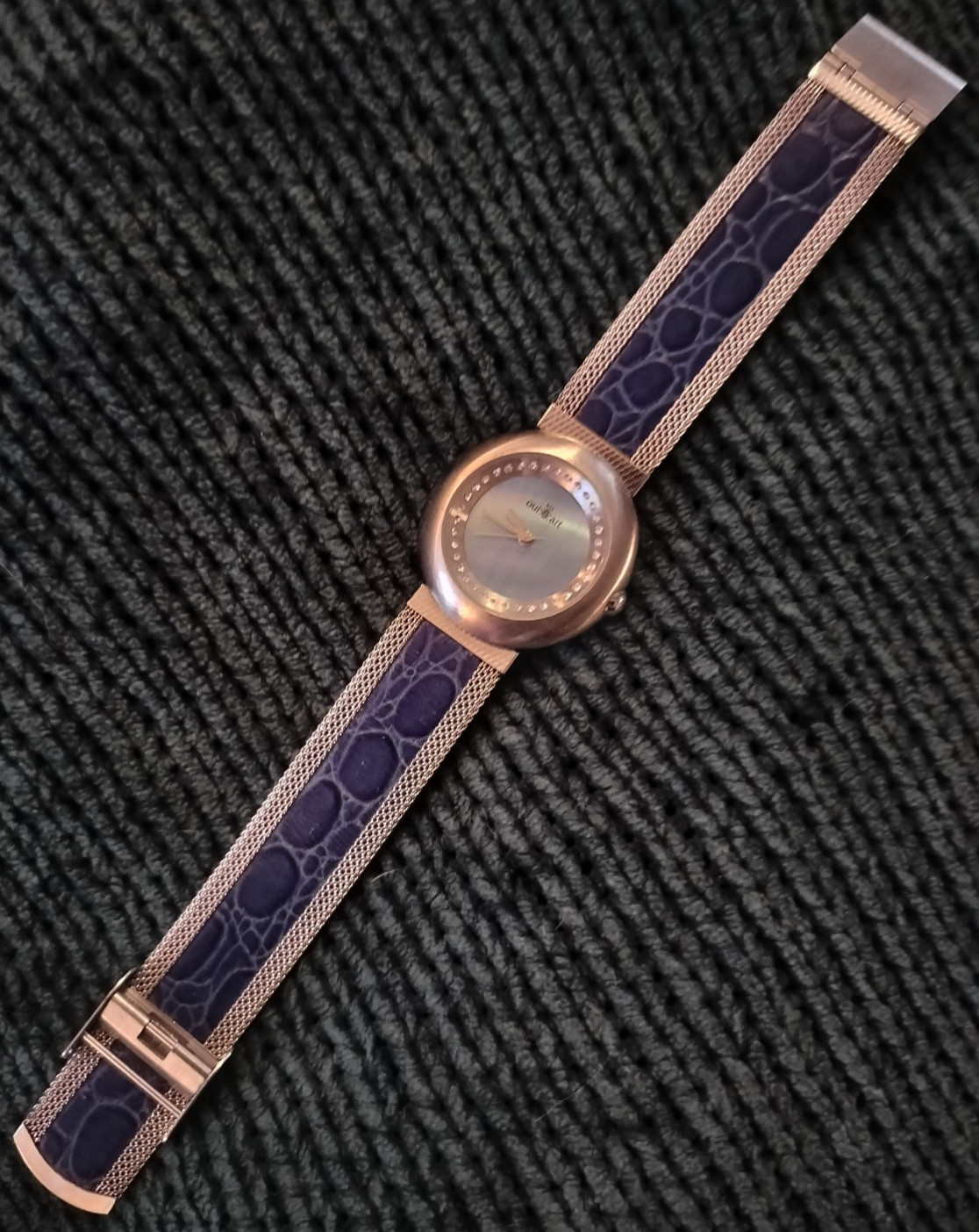 Oui Bee Art Gemstone Watch Mother of Pearl Dial w/ Blue 18cm Strap – NEW BATTERY