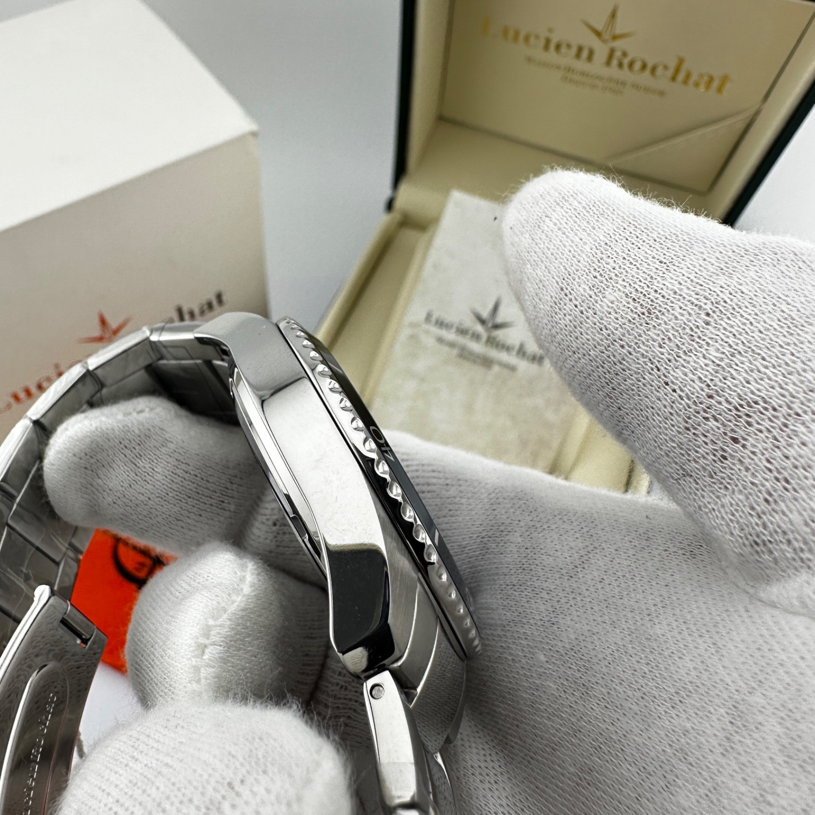 Lucien Rochat Men’s New Diver Watch Steel 43Mm Quartz Ref: 83947477