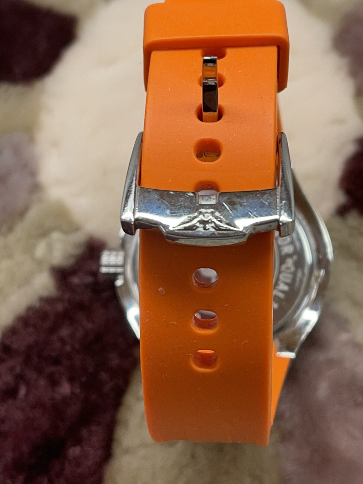 AVIREX MEN’S RX55018G1 RUBBER STRAP WATCH.