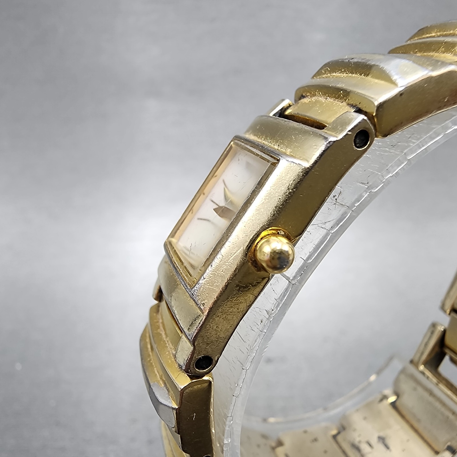 Citizen Tank Watch Women 14mm MOP Dial Gold Tone Rectangle New Battery Vintage