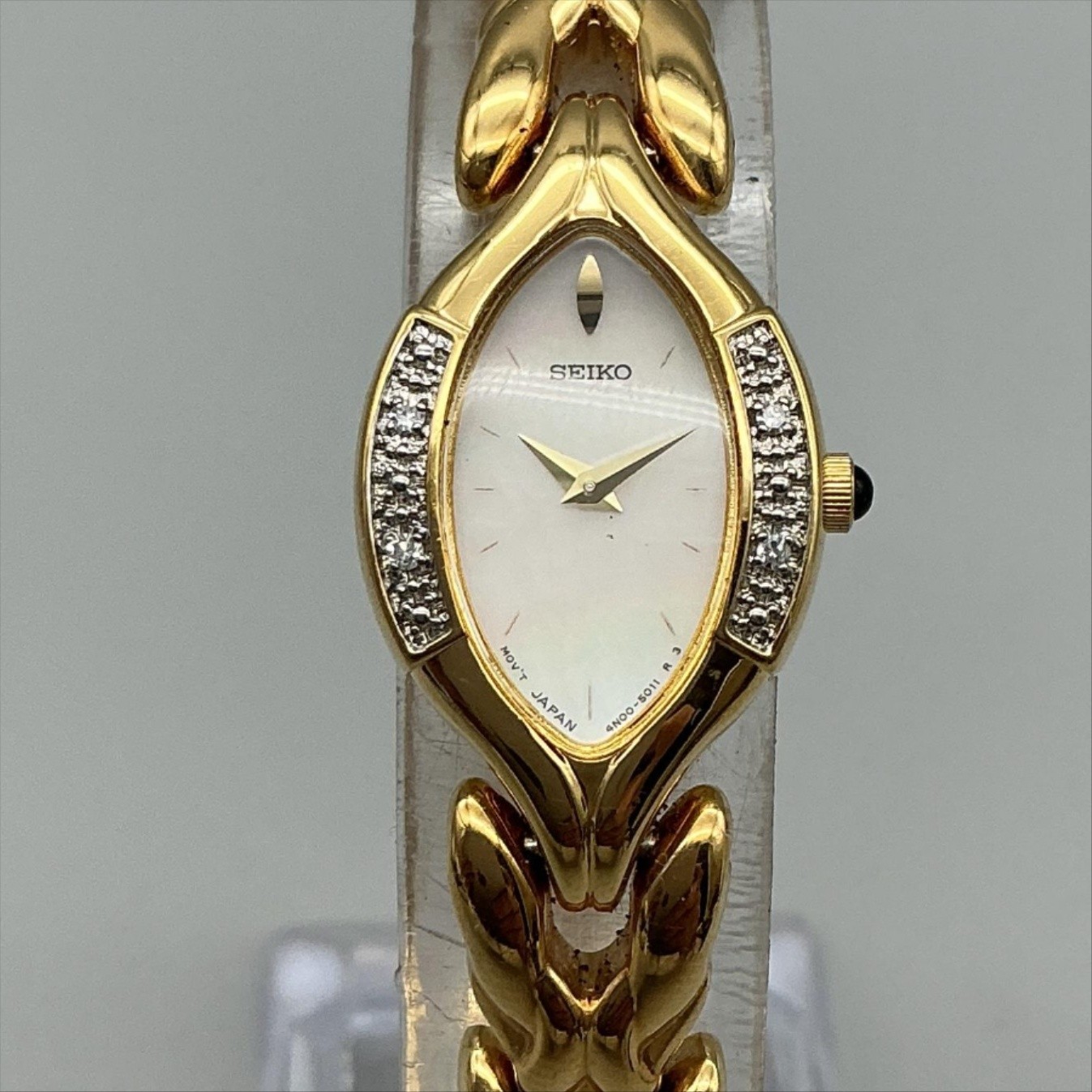 Seiko 4N00-6709 Womens Watch 18mm MOP Dial Gold Tone Diamond New Battery 7.75″