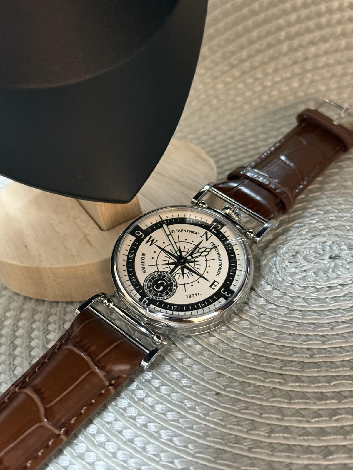Vintage Watch Molniya Mechanical Wrist Compass Men’s Russian Soviet USSR Strap