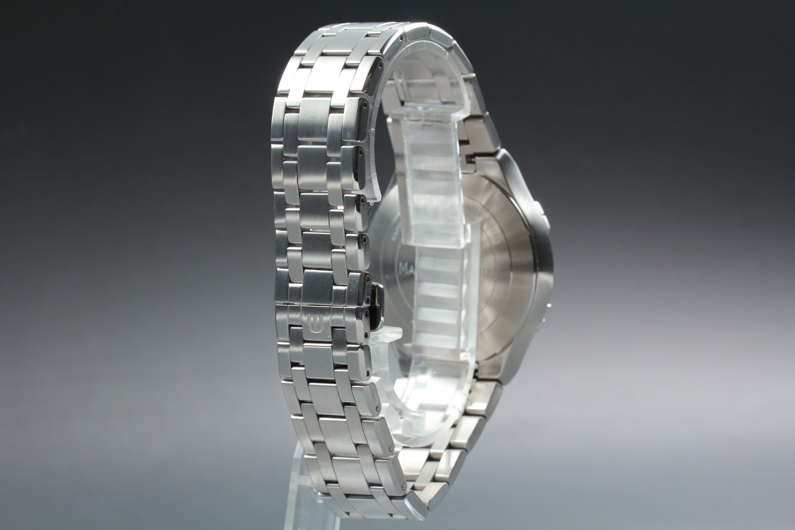 Maurice Lacroix Aikon AI1008 Black SS Date Quartz Swiss Made Watch [Box Damaged]