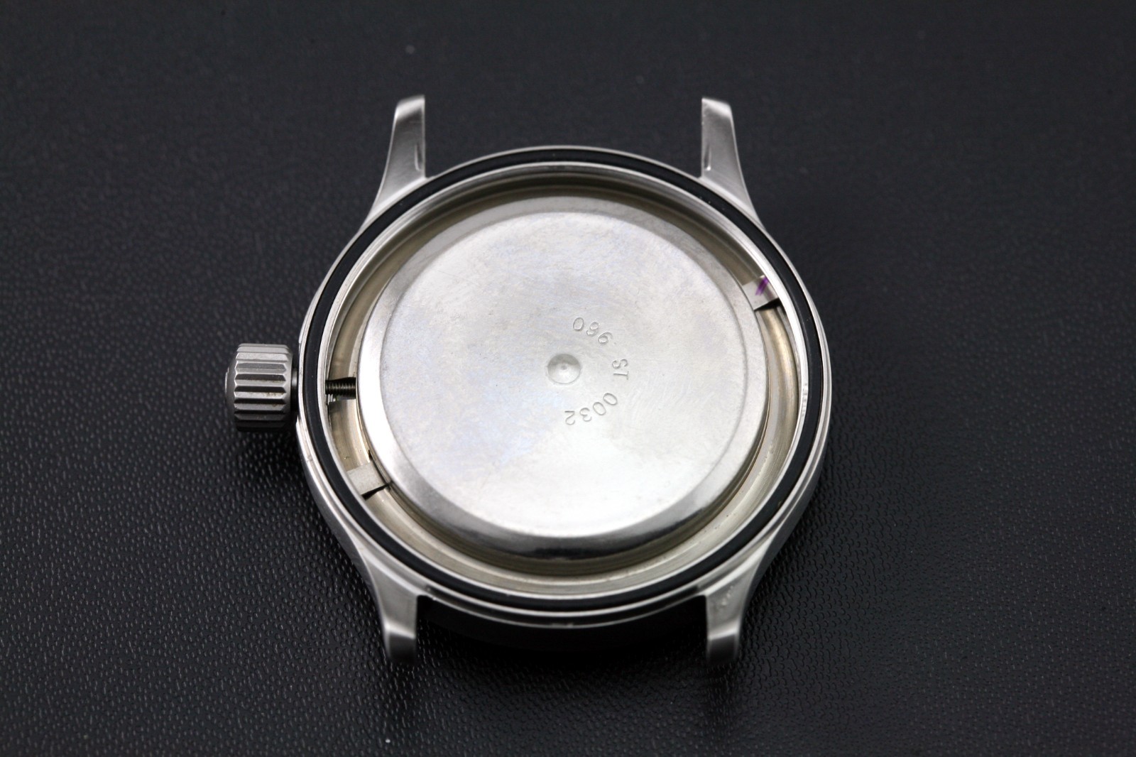 Rare OMEGA Classic dynamic 5203.51 Date Black Automatic Men’s Screw Crown Watch