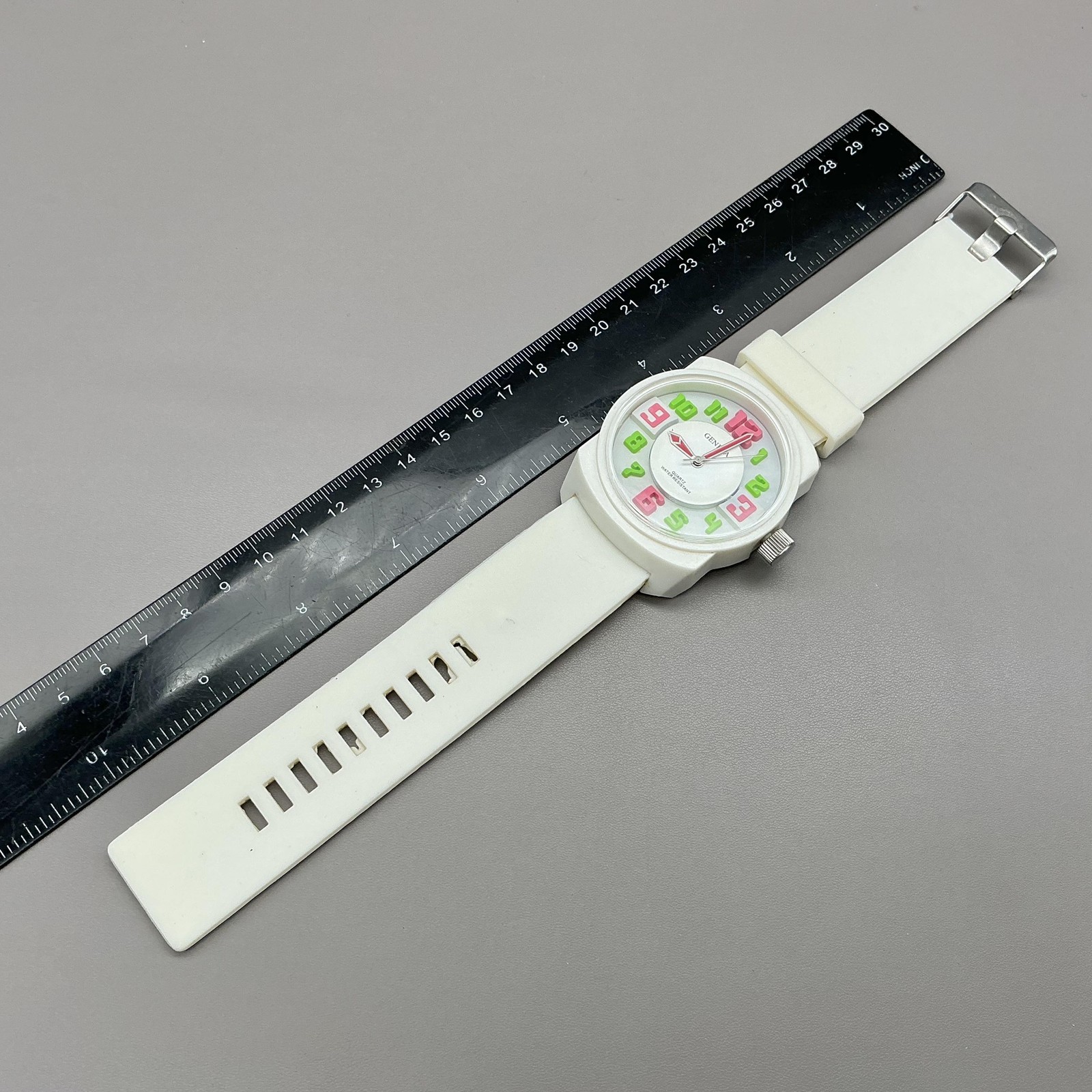 Geneva Womens Watch White Silicone Strap Multicolor Dial Quartz NEW BATTERY