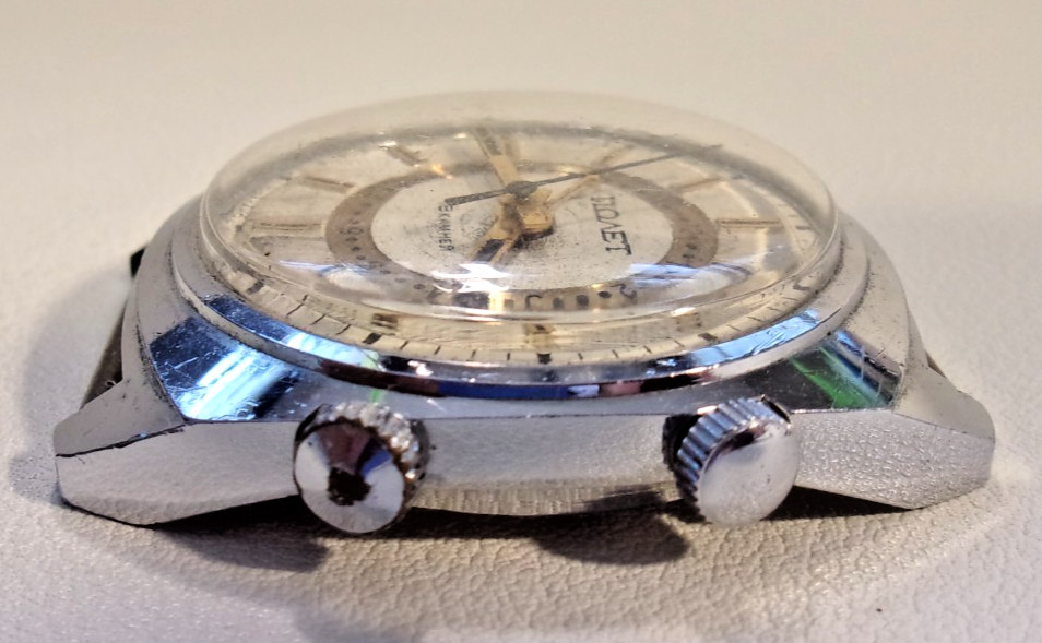Poljot windup alarm. 18 jewels, 2612.1 movement. 34mm. Pre-owned, new strap.